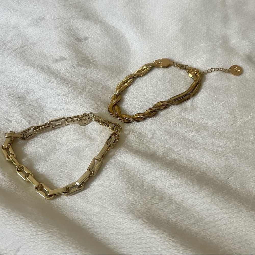 2 plunder bracelets